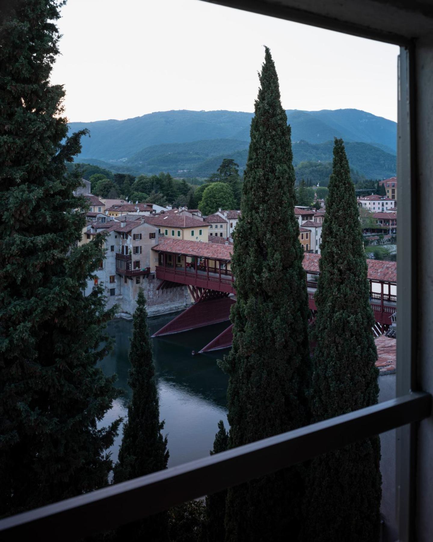 Le 33 Bed & Breakfast Bassano del Grappa Exterior photo