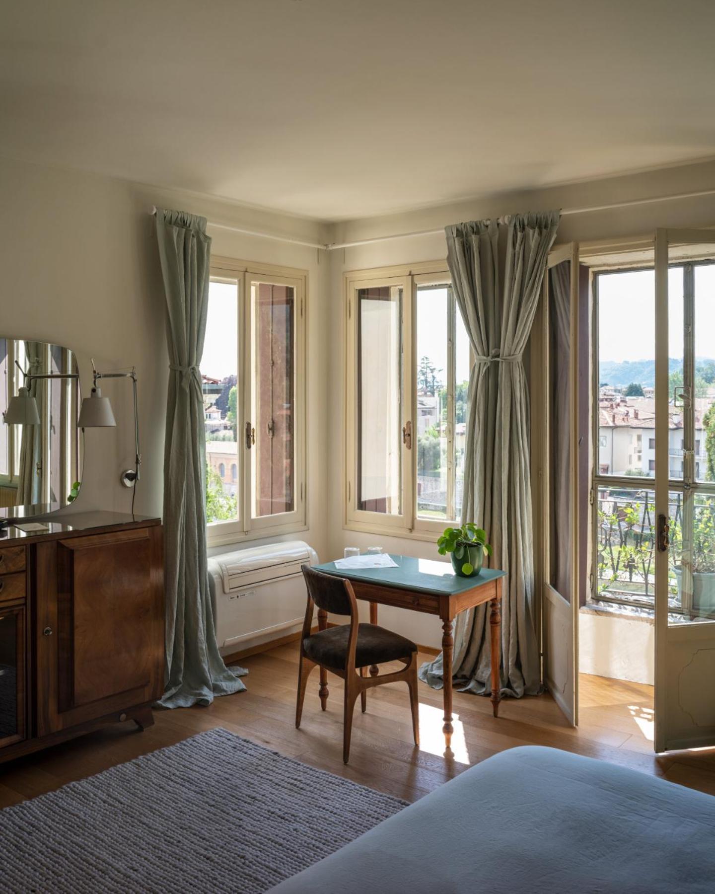 Le 33 Bed & Breakfast Bassano del Grappa Exterior photo